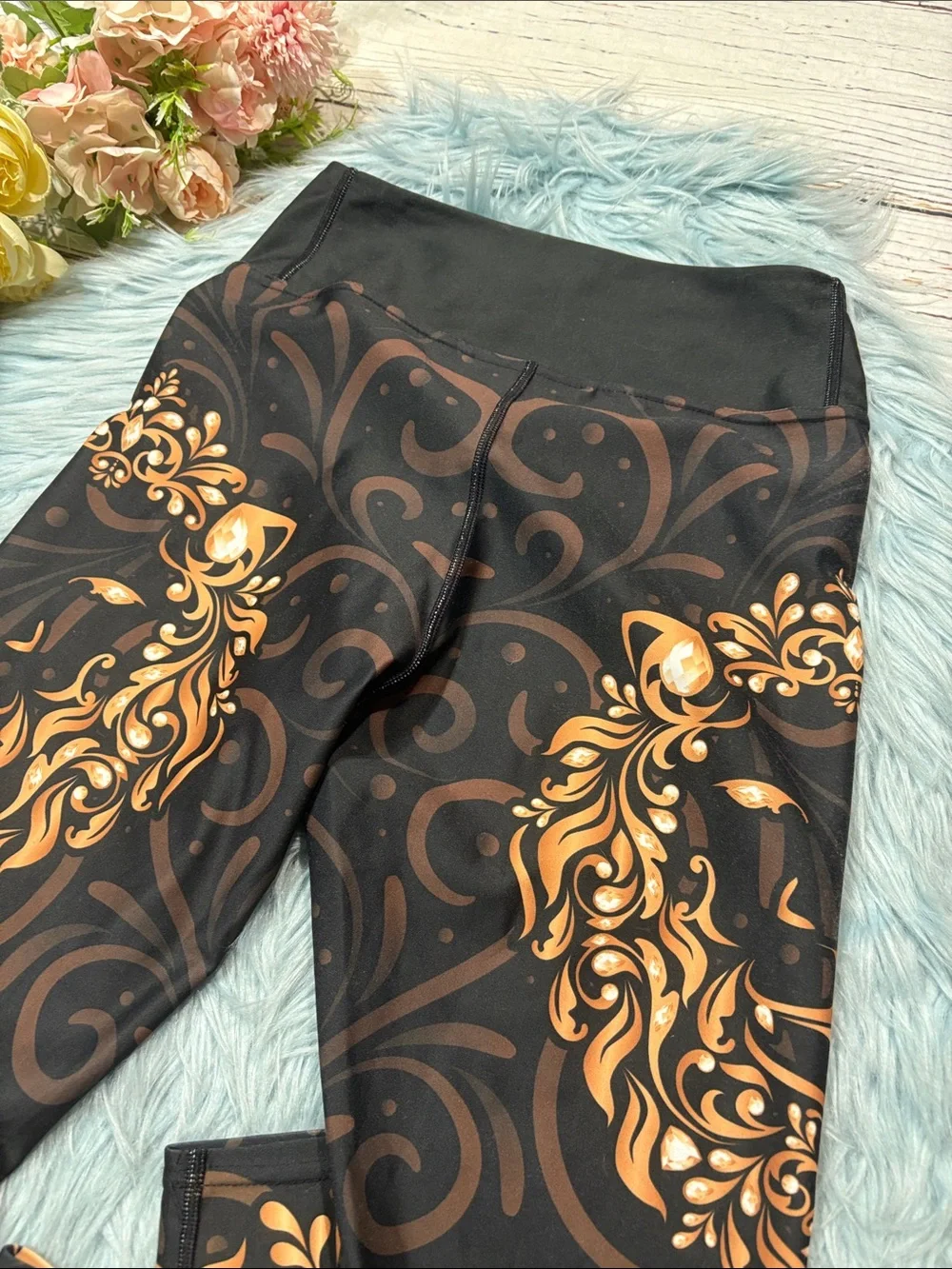 Vastitch High Rise Lion Baroque Patterned Leggings